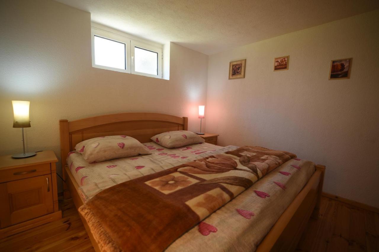 Cabarkapa Guesthouse Žabljak エクステリア 写真