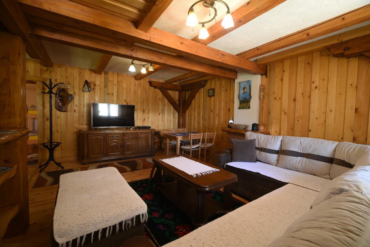 Cabarkapa Guesthouse Žabljak エクステリア 写真